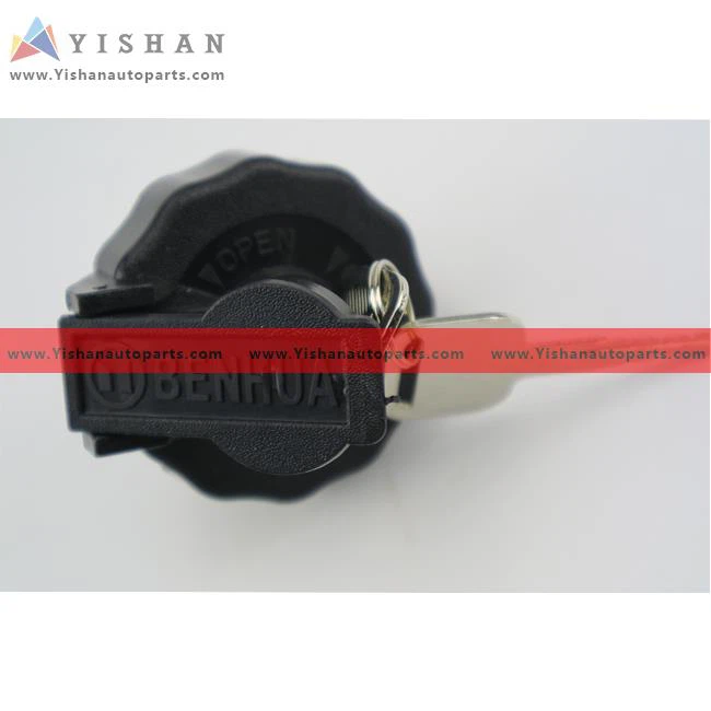 4)8-94160028-GC 8941600281    OIL CAP PLASTIC  NHR NKR